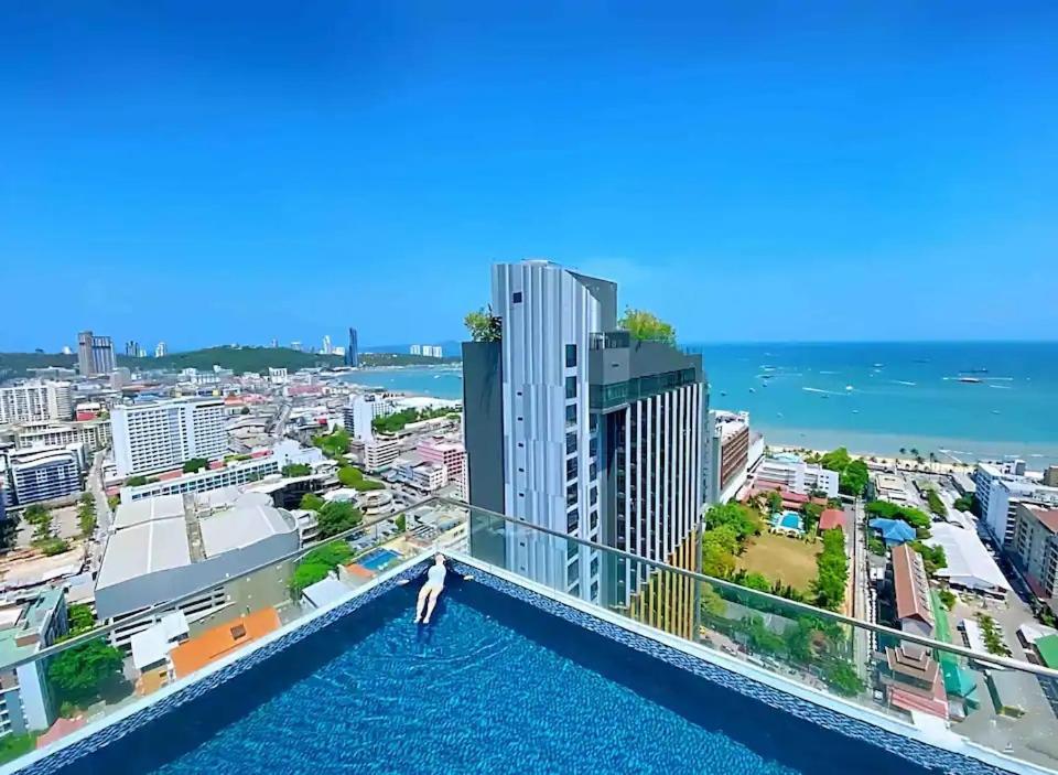Best Location In Pattaya, Sky Pool & Infinity Edge Exteriör bild