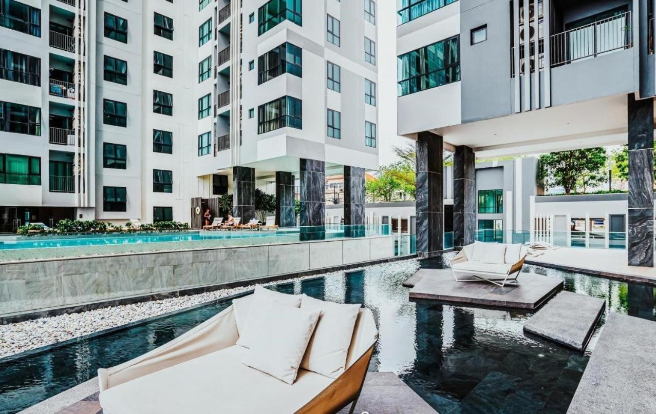 Best Location In Pattaya, Sky Pool & Infinity Edge Exteriör bild